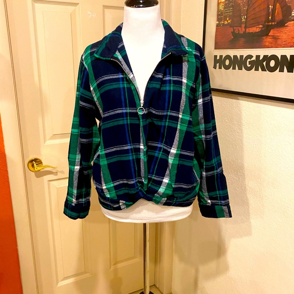 Green plaid flannel half zip - Picture 1 of 9